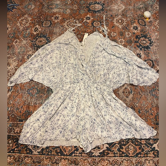 Mustard Seed Blue and White Floral romper - Picture 5 of 5